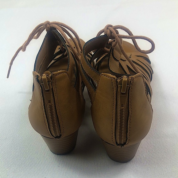 Brown Gladiator Style Sandals - Picture 3 of 6